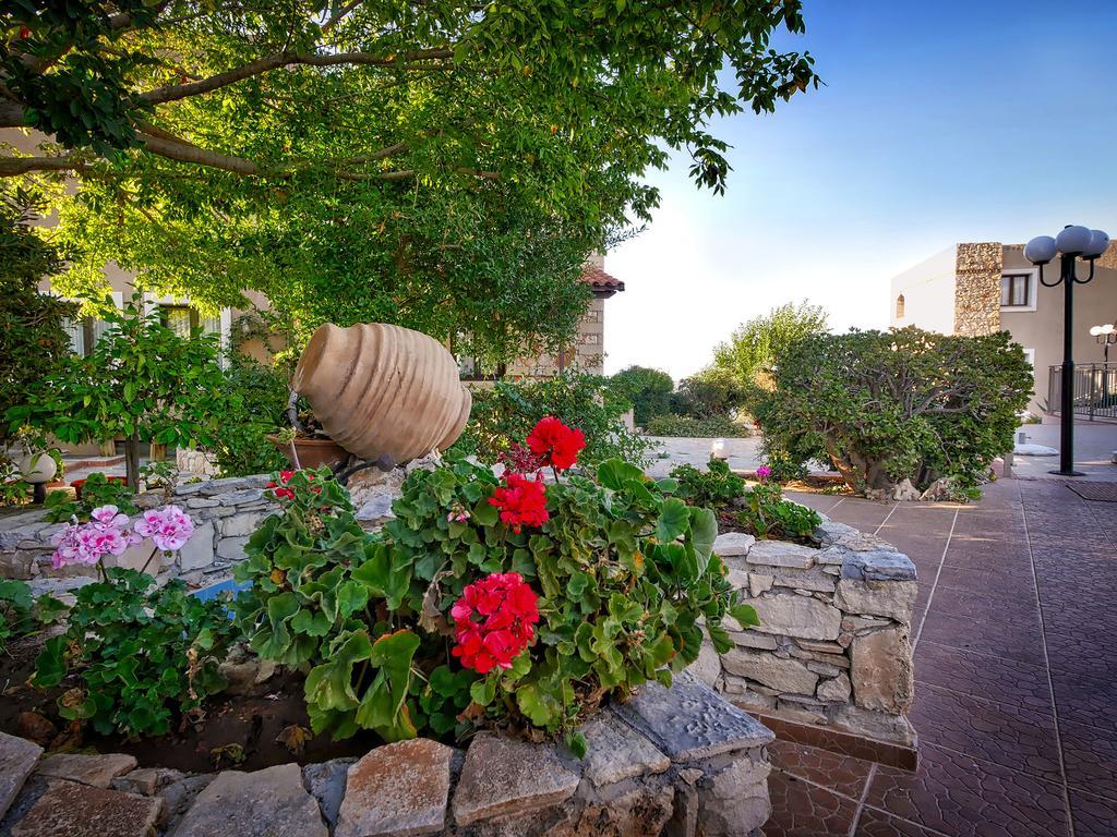 Areti Aparthotel Chania  Exteriör bild